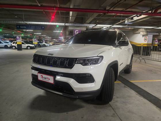 JEEP COMPASS 1.3 T270 TURBO FLEX LONGITUDE AT6 JEEP COMPASS 1.3 T270 TURBO FLEX LONGITUDE AT6